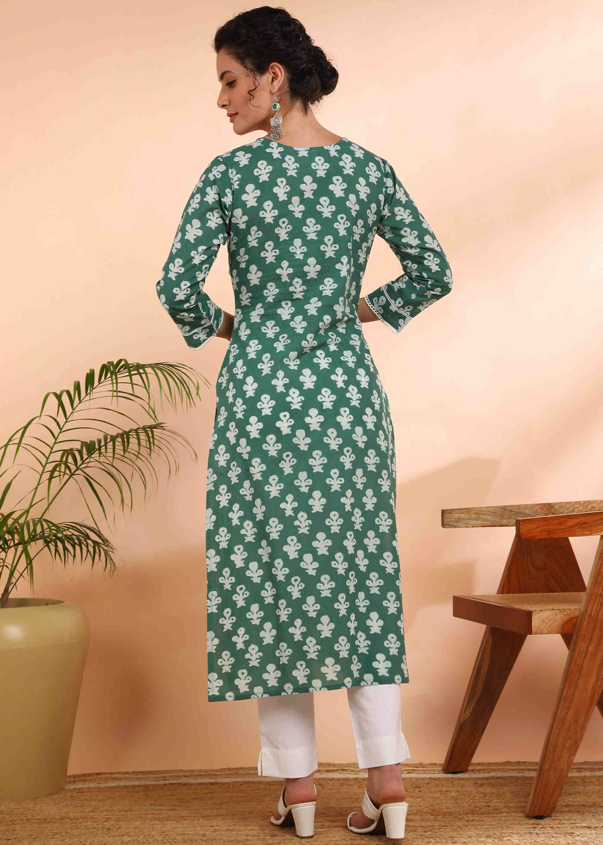 Women Handmade Floral Pure Cotton Straight Green Kurta (W1575)