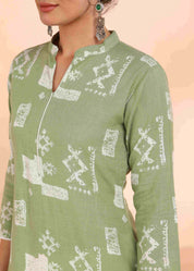 Women Handmade Geometric Pure Cotton Straight Green Kurta (W1585)