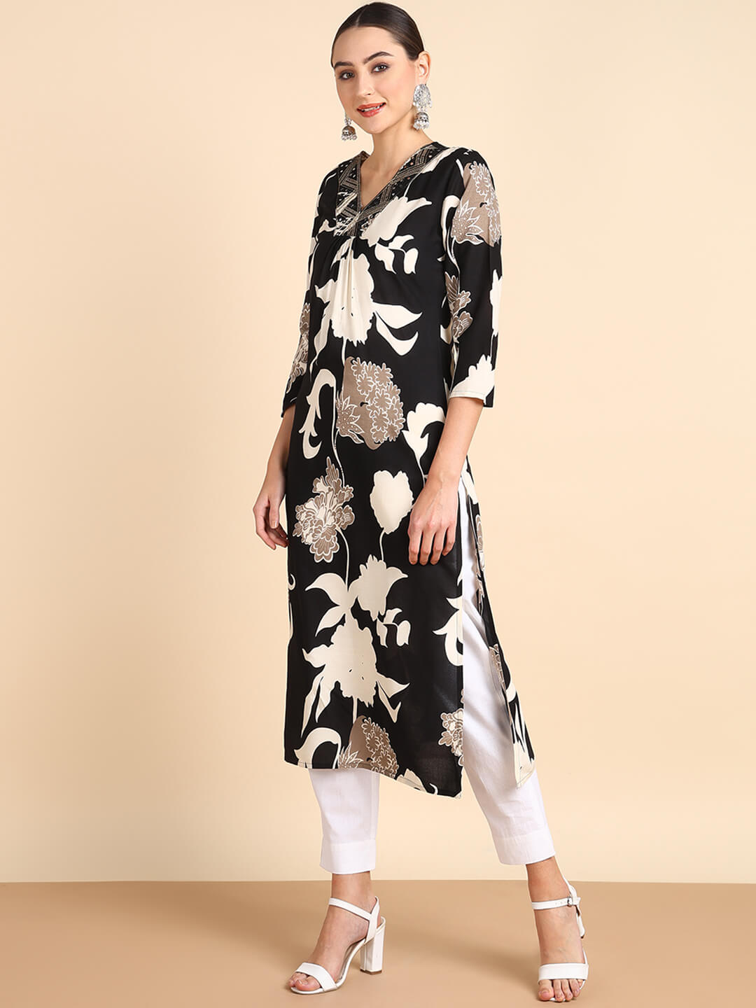 Women Embroidered Printed Rayon Straight Kurta (W1514)