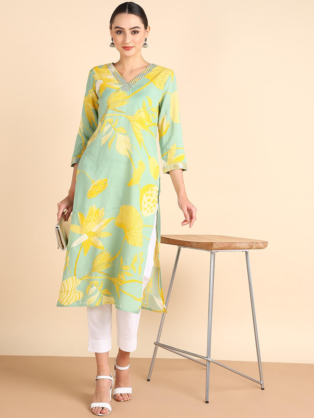 Women Embroidered Printed Rayon Straight Kurta (W1506)