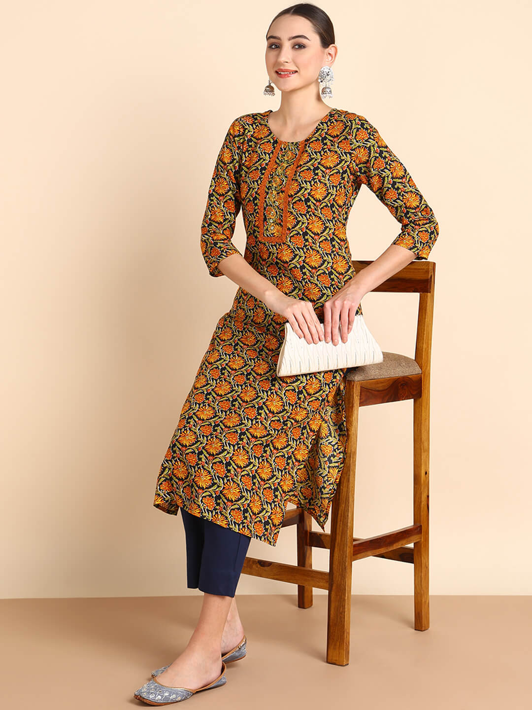 Women Embroidered Printed Rayon Straight Kurta (W1505)