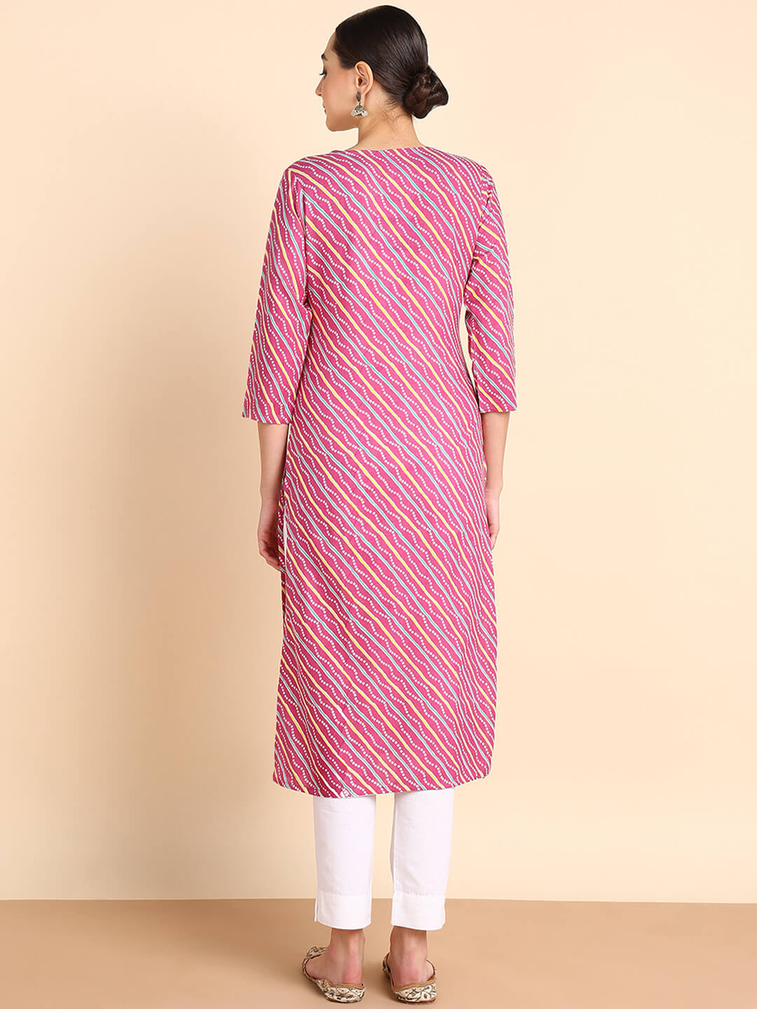 Women Embroidered Printed Rayon Straight Kurta (W1508)