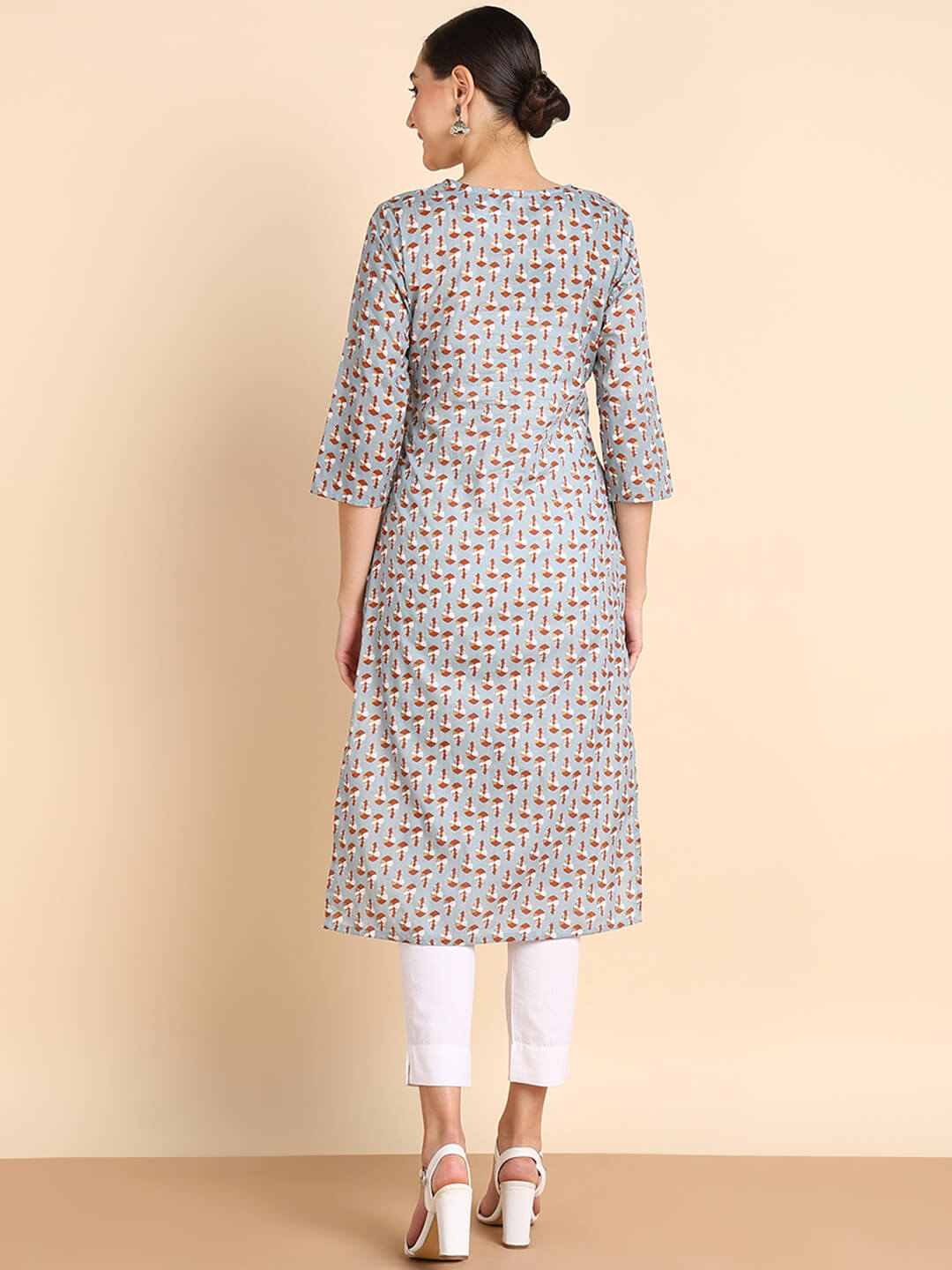 Women Embroidered Printed Rayon Straight Kurta (W1513)