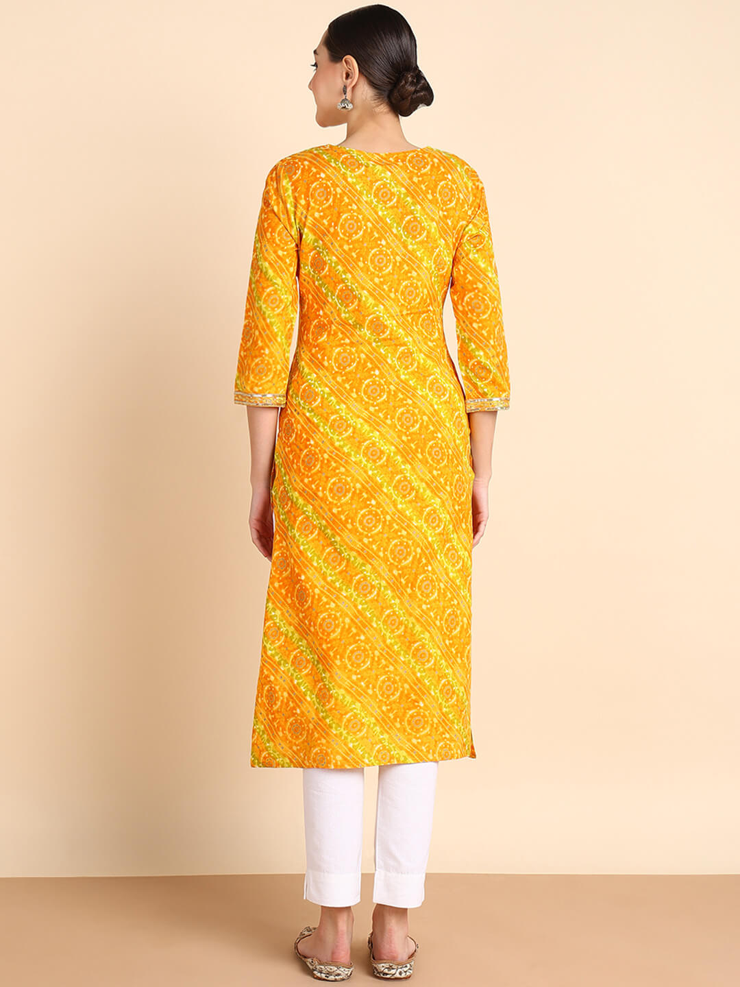 Women Embroidered Printed Rayon Straight Kurta (W1512)